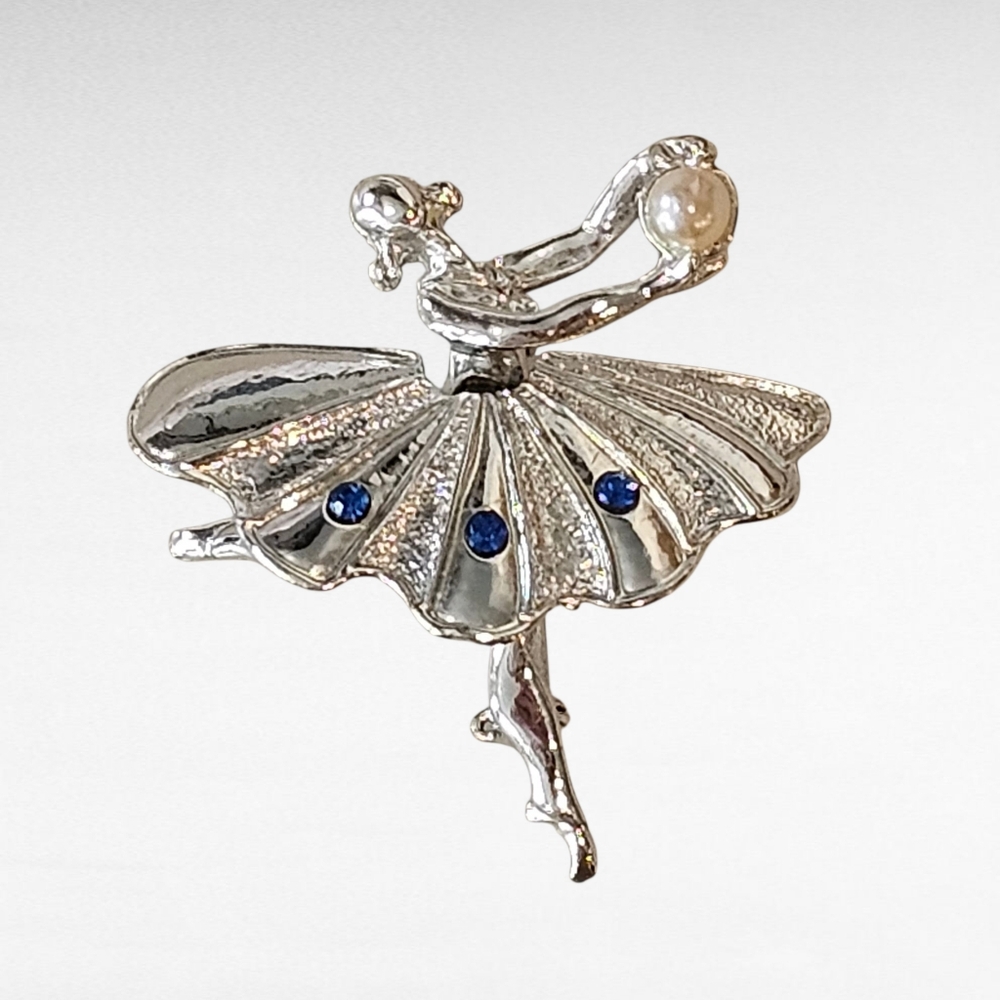 Vintage Ballerina Dancer Brooch Pin